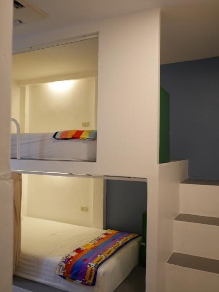 Sleepyowl Hostel บ้านบางเบ้า ภายนอก รูปภาพ