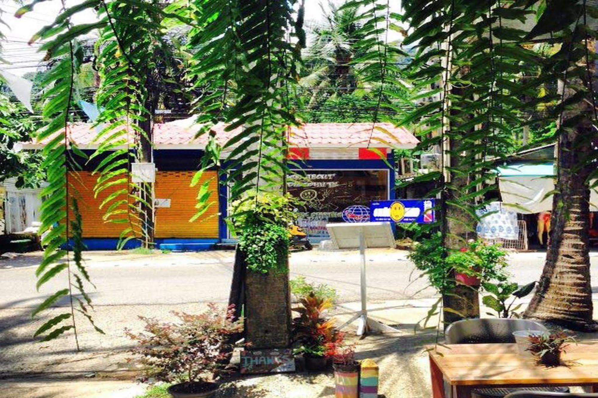 Sleepyowl Hostel บ้านบางเบ้า ภายนอก รูปภาพ